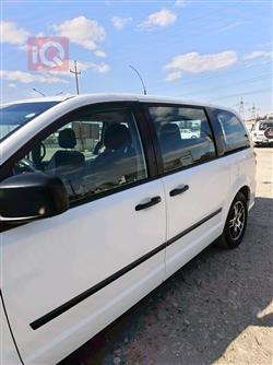 دودج كارافان